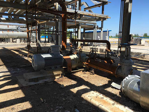 工位实拍--超稠原油卸车泵 工位实拍--超稠原油卸车泵