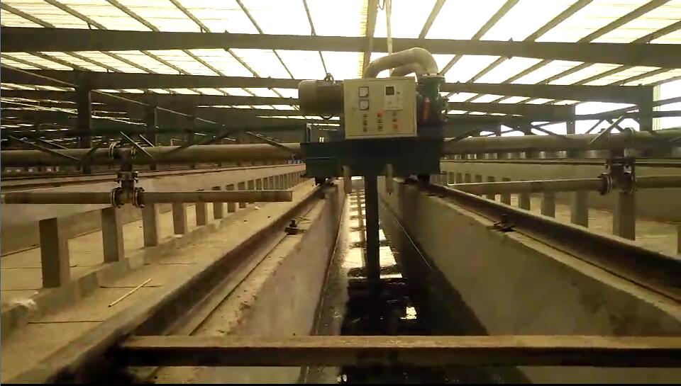 橡胶包覆香蕉短视频看黄网站作为配套设备应用在畜牧农场输送粪便污水